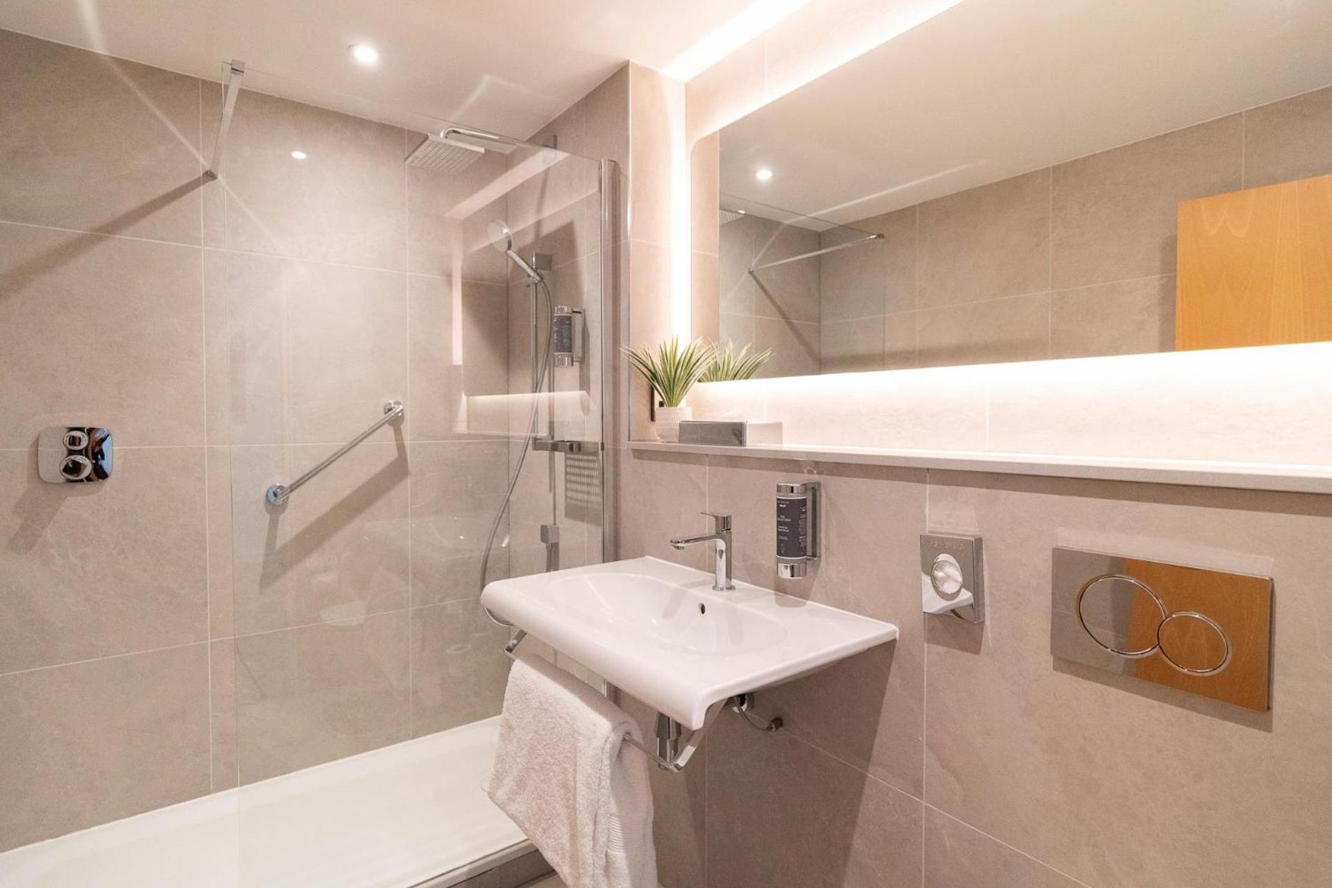 Premier Suites Edinburgh Fountain Court エクステリア 写真